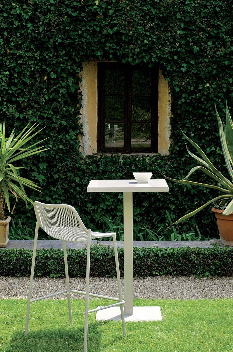 EMU ROUND Designer Gartensessel aus Stahl für Outdoor, inkl. Armlehnen, in verschiedenen Farben, stapelbar